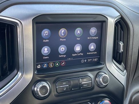 Used 2022 GMC Sierra 1500 SLT AWD/4WD image 17