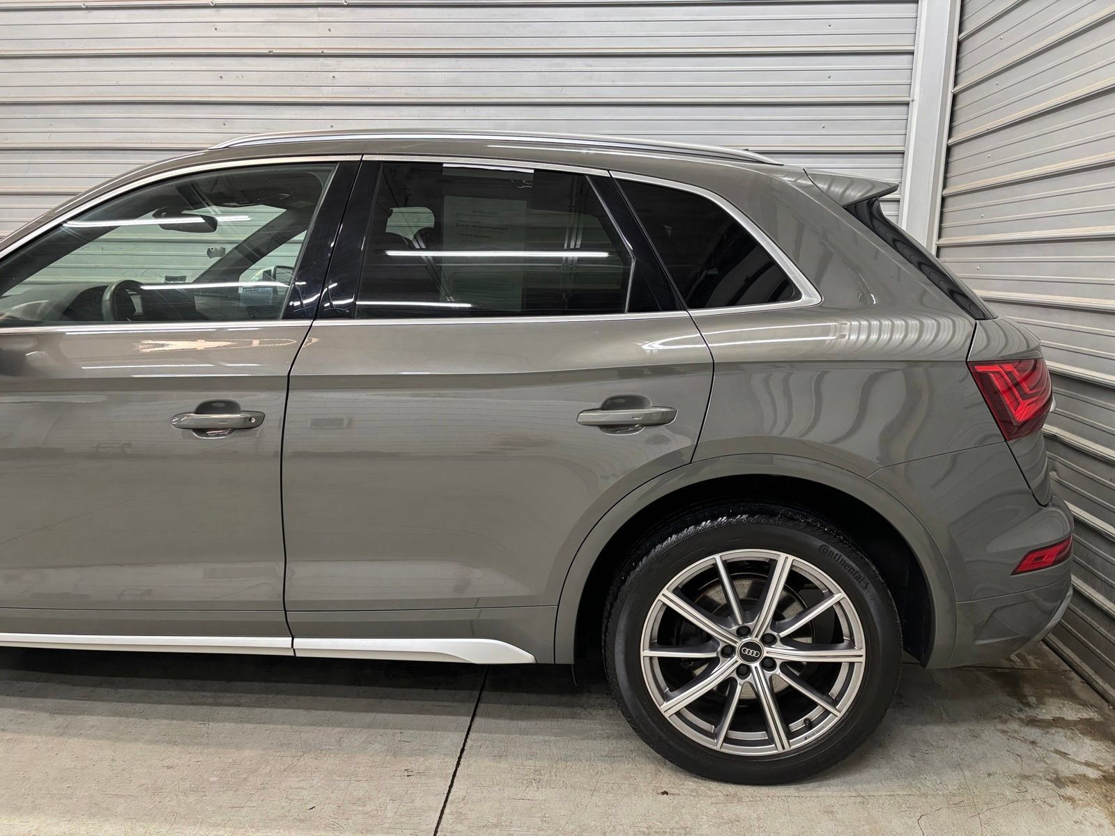 Used 2023 Audi SQ5 Premium w/ Convenience Package AWD/4WD image 5