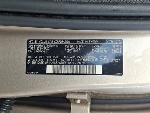 Used 2023 Volvo XC60 T8 Plus w/ Protection Package Premier AWD/4WD image 30