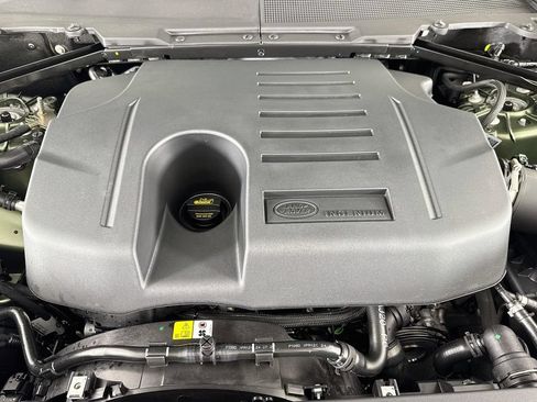 Used 2026 Land Rover Defender 110 X-Dynamic SE AWD/4WD image 26
