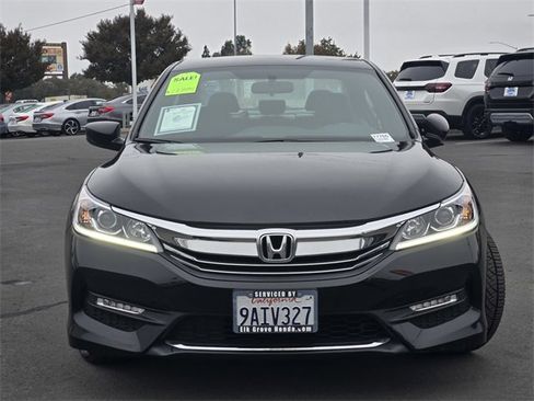 Used 2016 Honda Accord Sport image 2