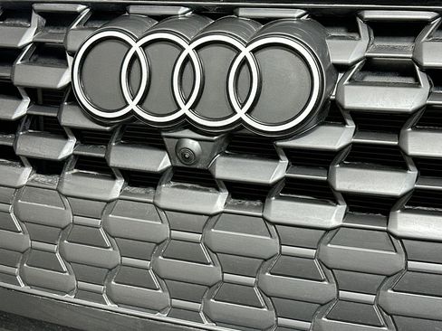 New 2025 Audi Q5 Premium Plus image 14