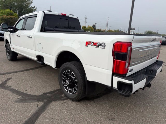 Used 2024 Ford F350 Platinum AWD/4WD image 8