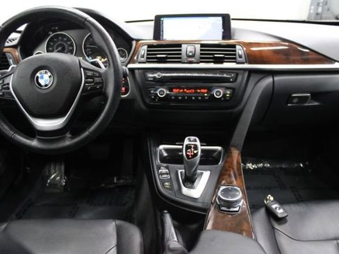 Used 2015 BMW 428i Gran Coupe xDrive image 2