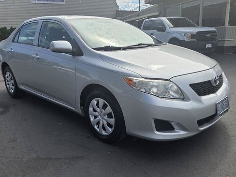 Used 2009 Toyota Corolla LE FWD image 5