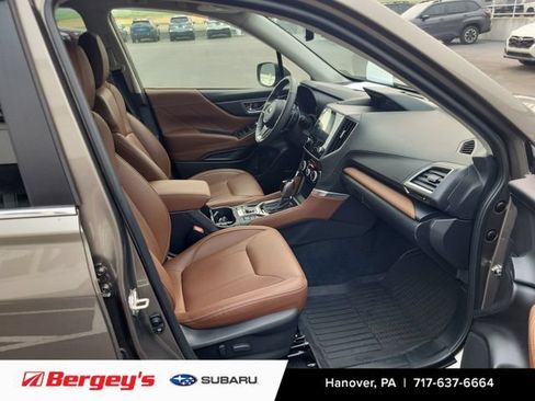 Used 2021 Subaru Forester Touring AWD/4WD image 12