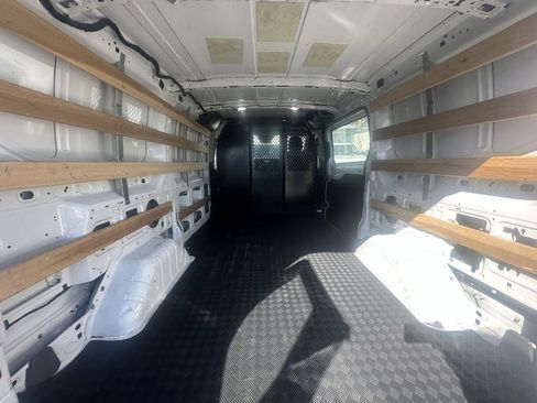 Used 2024 Ford Transit 250 Low Roof w/ Exterior Upgrade Package image 10