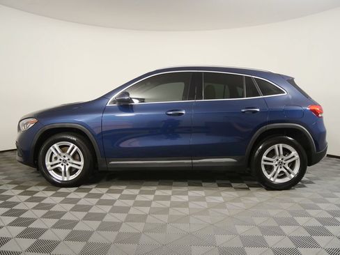 Used 2022 Mercedes-Benz GLA 250 4MATIC w/ Premium Package Lite image 6