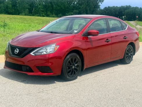 Used 2019 Nissan Sentra SV FWD image 8