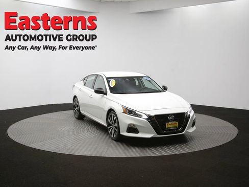 Used 2022 Nissan Altima 2.5 SR FWD image 49