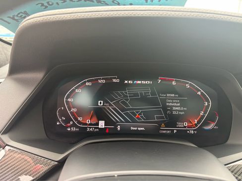 Used 2021 BMW X6 M50i w/ Executive Package image 9