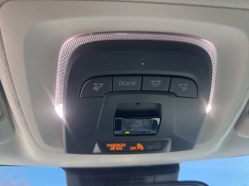 Used 2023 Toyota Corolla LE image 33