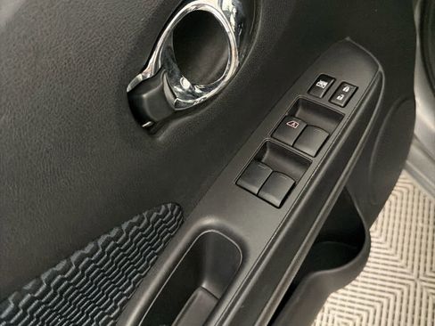 Used 2015 Nissan Versa Note SV FWD image 23