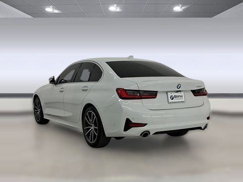 Used 2021 BMW 330i Sedan w/ Convenience Package image 3