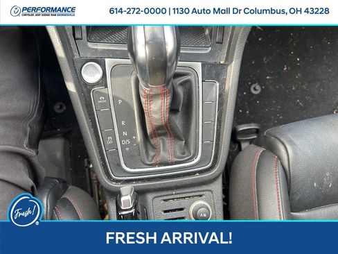 Used 2016 Volkswagen GTI Autobahn w/ Lighting Package (SEL) image 21