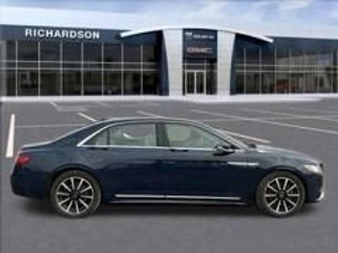Used 2020 Lincoln Continental Reserve image 7