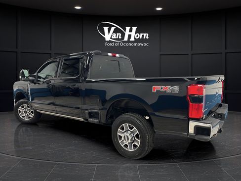 Used 2023 Ford F250 Lariat w/ Lariat Ultimate Package AWD/4WD image 5