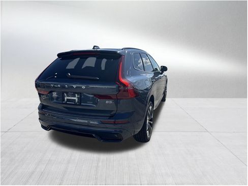 New 2026 Volvo XC60 B5 Plus w/ Protection Package Premier image 4