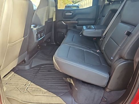Used 2022 GMC Sierra 1500 SLT w/ SLT Convenience Package image 21