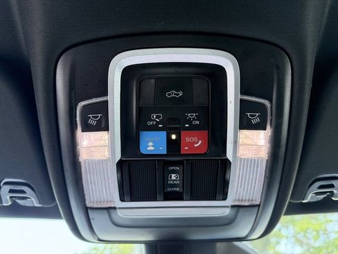 Used 2025 RAM 1500 Big Horn AWD/4WD image 23