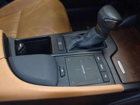 Used 2022 Lexus ES 350 Ultra Luxury FWD image 29