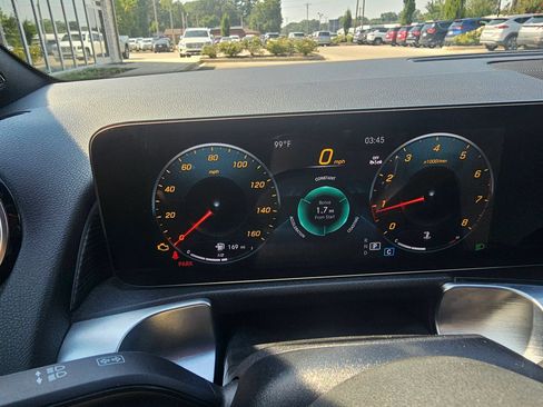 Used 2023 Mercedes-Benz GLB 250 4MATIC w/ AMG Line image 18
