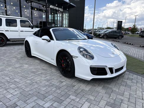 Used 2019 Porsche 911 Targa 4 GTS AWD/4WD image 14