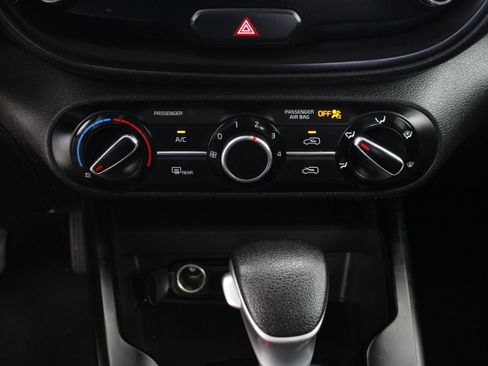 Used 2022 Kia Soul LX w/ Technology Package FWD image 18