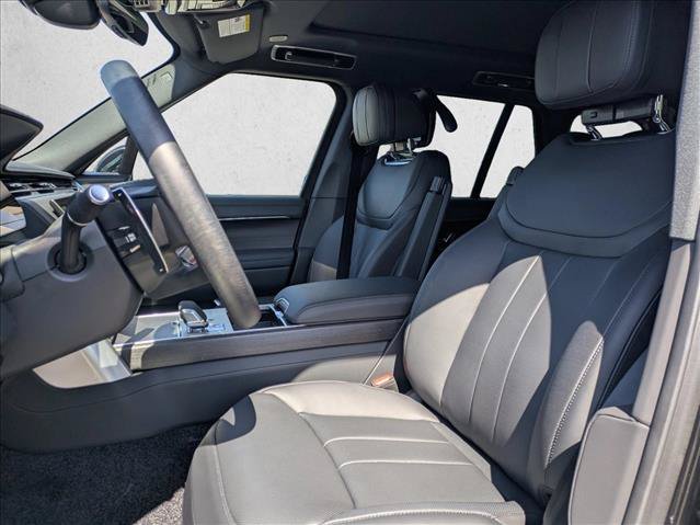 New 2026 Land Rover Range Rover SE AWD/4WD image 4