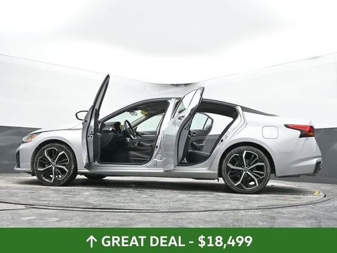 Used 2024 Nissan Altima 2.5 SR image 71