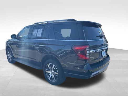 Used 2024 Ford Expedition Limited image 6