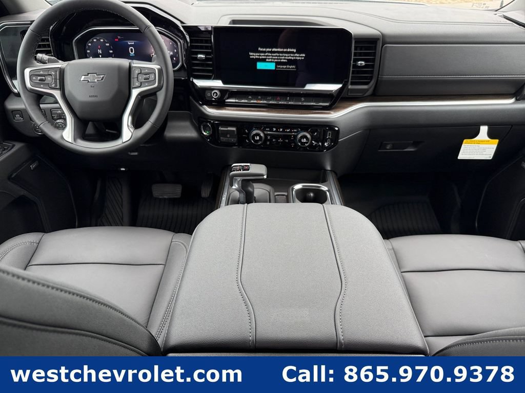 New 2026 Chevrolet Silverado 1500 RST w/ Z71 Off-Road Package AWD/4WD image 13