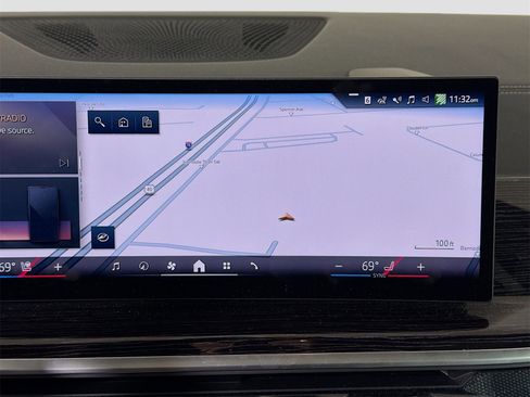 Used 2026 BMW X5 xDrive40i w/ M Sport Package image 17