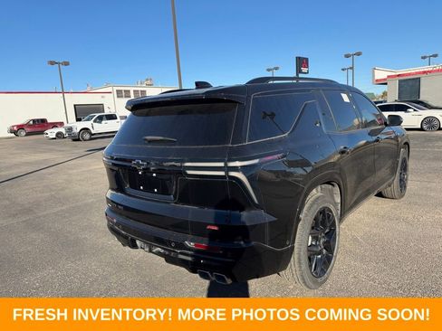 Used 2024 Chevrolet Traverse RS w/ LPO, Floor Liner Package image 7