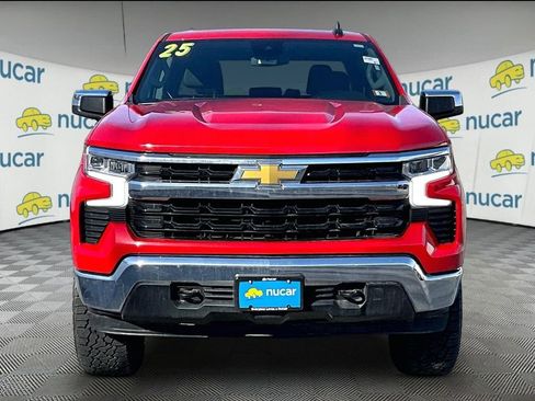Used 2025 Chevrolet Silverado 1500 LT image 2
