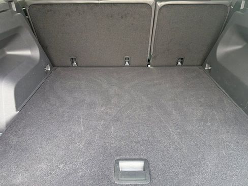 Used 2024 Volkswagen Atlas Cross Sport SE w/ Panoramic Sunroof Package image 15