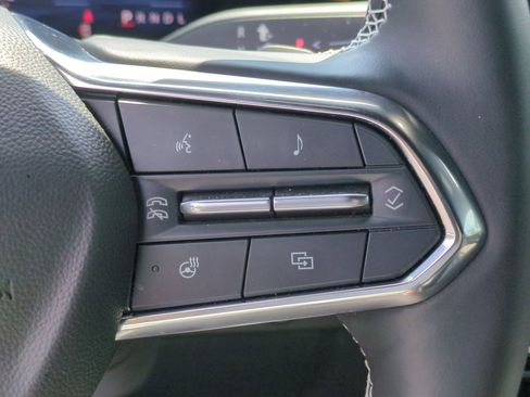 Certified 2024 Chevrolet Traverse LT FWD image 20
