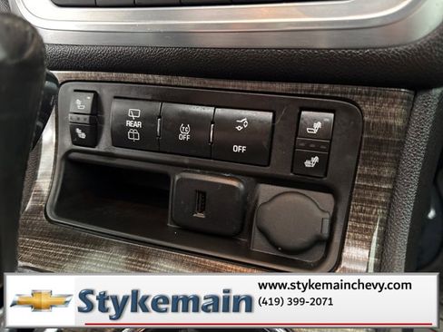 Used 2017 GMC Acadia Limited SLT image 4