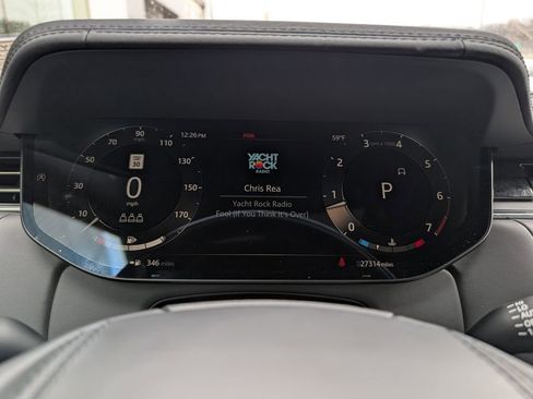 Used 2023 Land Rover Range Rover SE image 12