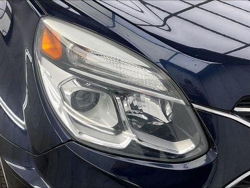 Used 2016 Chevrolet Equinox LTZ w/ Enhanced Convenience Package FWD image 25