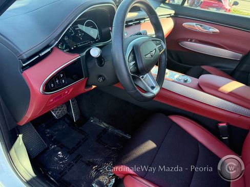 Used 2024 Genesis GV70 2.5T w/ Sport Prestige Package image 23