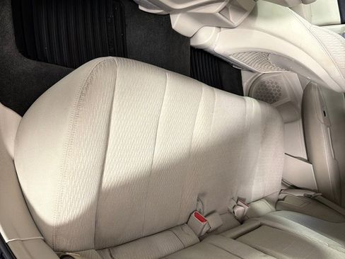 Used 2012 Subaru Outback 2.5i Premium image 16