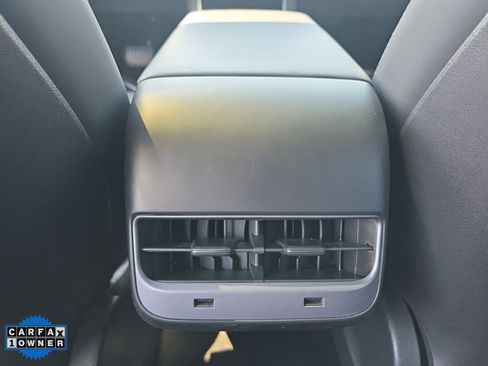 Used 2019 Tesla Model 3 Standard Range Plus image 33