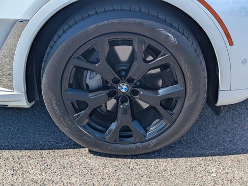 Used 2020 BMW X7 xDrive40i w/ Premium Package image 8