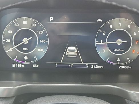 Used 2023 Kia Sorento SX image 19
