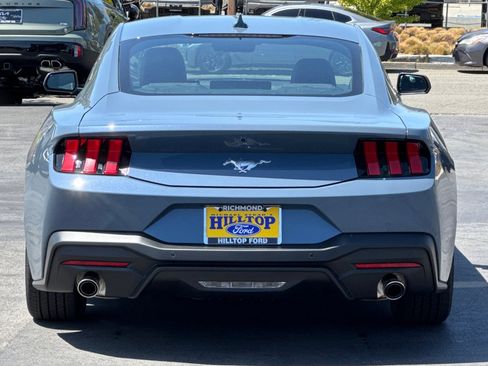 New 2025 Ford Mustang Coupe image 5
