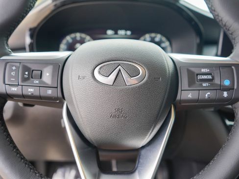 Certified 2023 INFINITI QX60 Luxe w/ Vision Package image 10