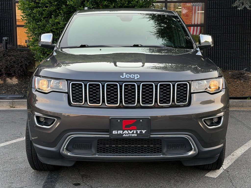 Used 2017 Jeep Grand Cherokee Limited w/ Trailer Tow Group IV AWD/4WD image 3