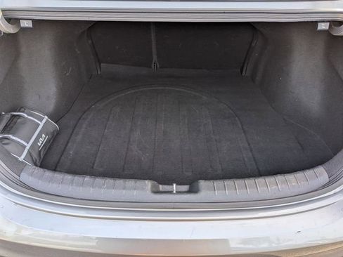 Used 2022 Kia Forte LXS image 13