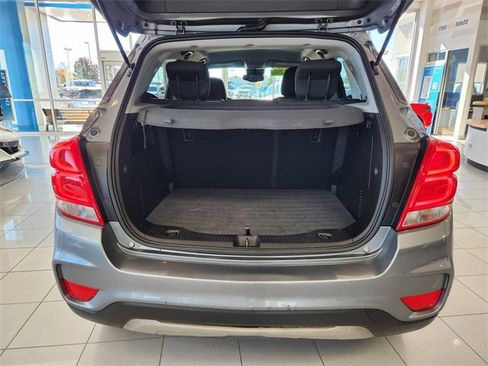 Used 2020 Chevrolet Trax LT image 18